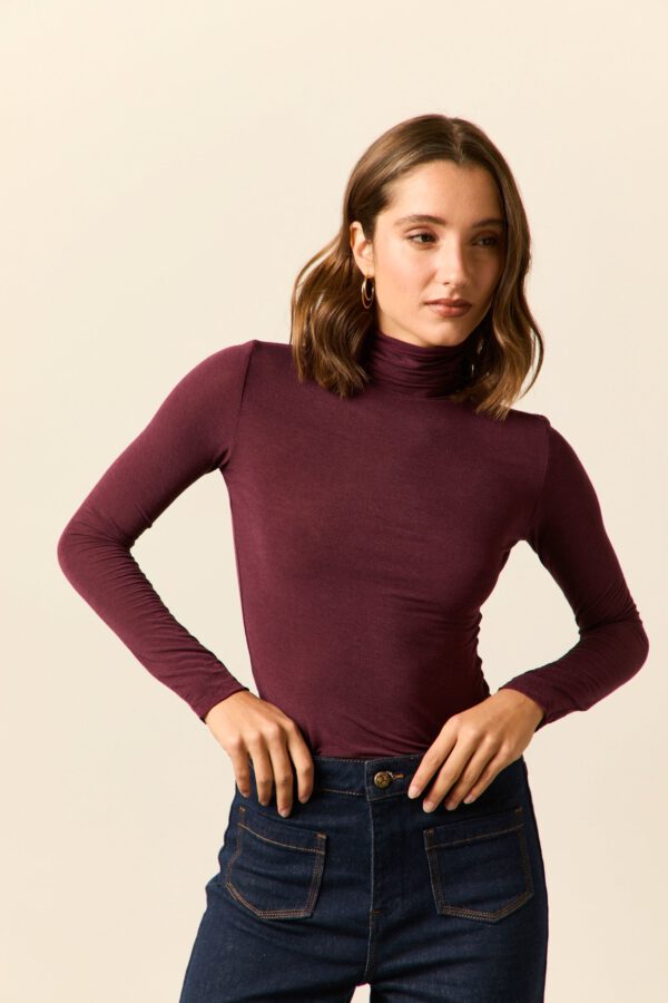 Camiseta segunda piel con cashmere granate - Image 2