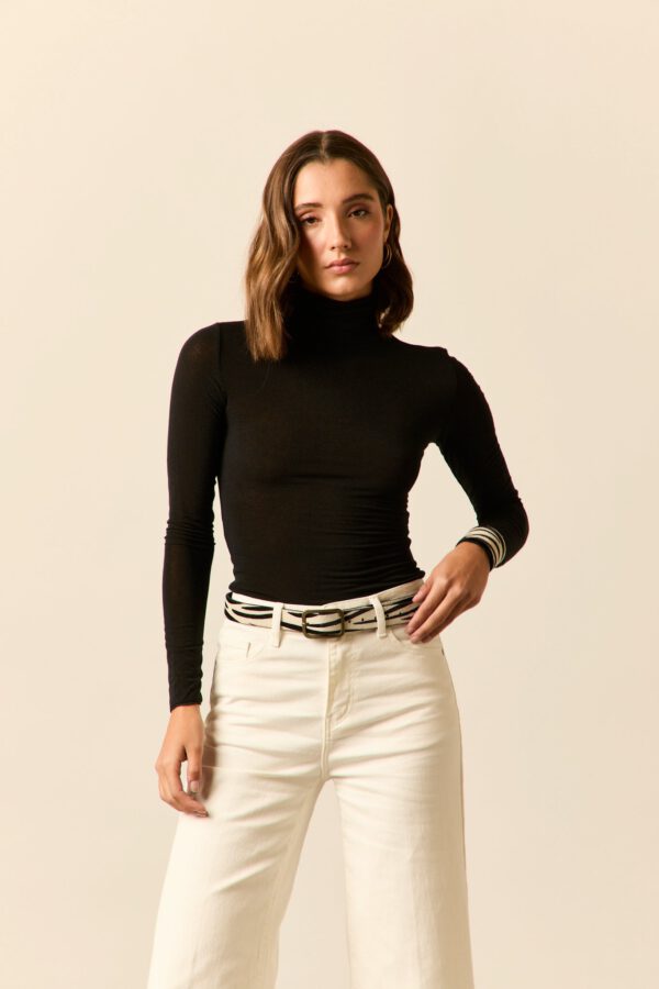 Camiseta segunda piel con cashmere negro - Image 3