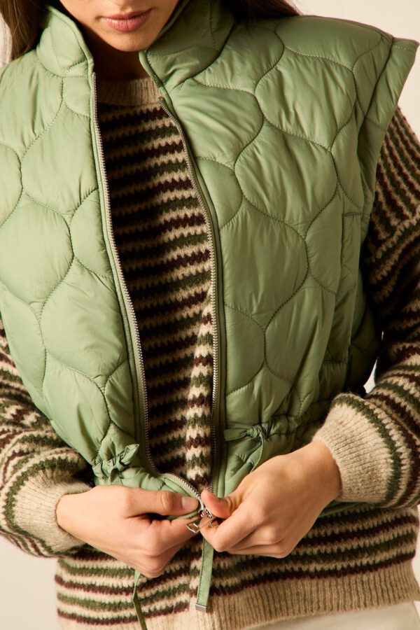 Chaleco plumas verde - Image 4