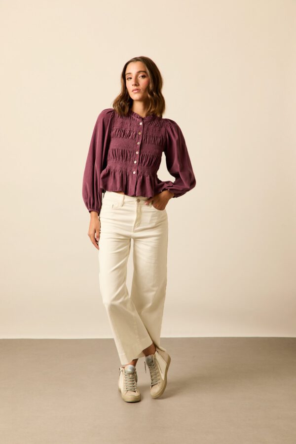 Blusa micropana fruncida vino - Image 3