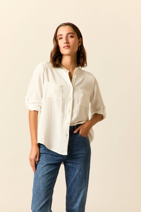 Camisa dos bolsillos blanca - Image 3
