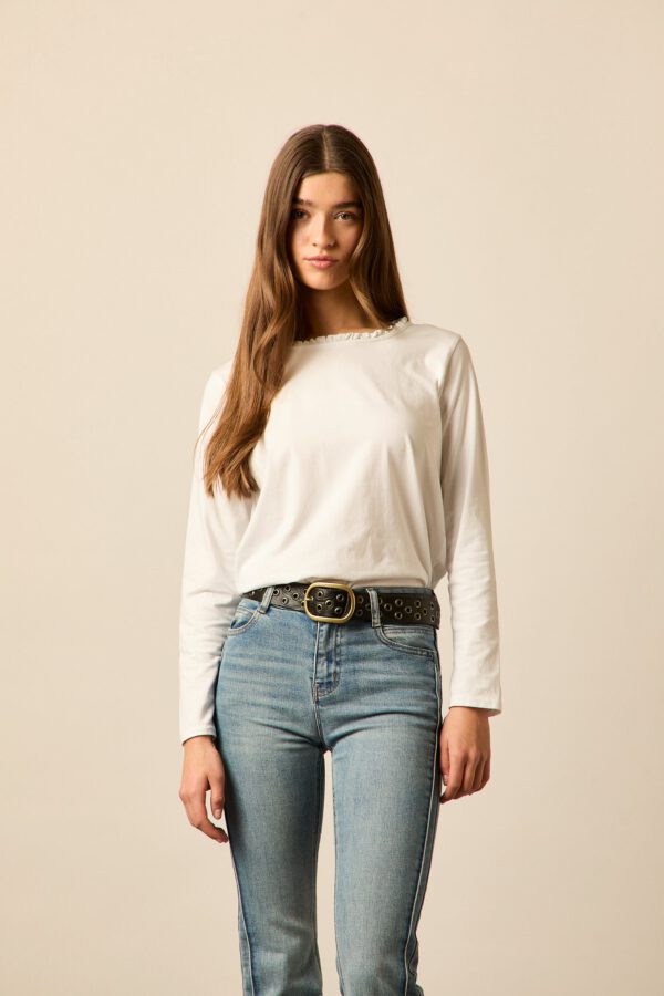 Camiseta manga larga cuello volantes blanca - Image 2
